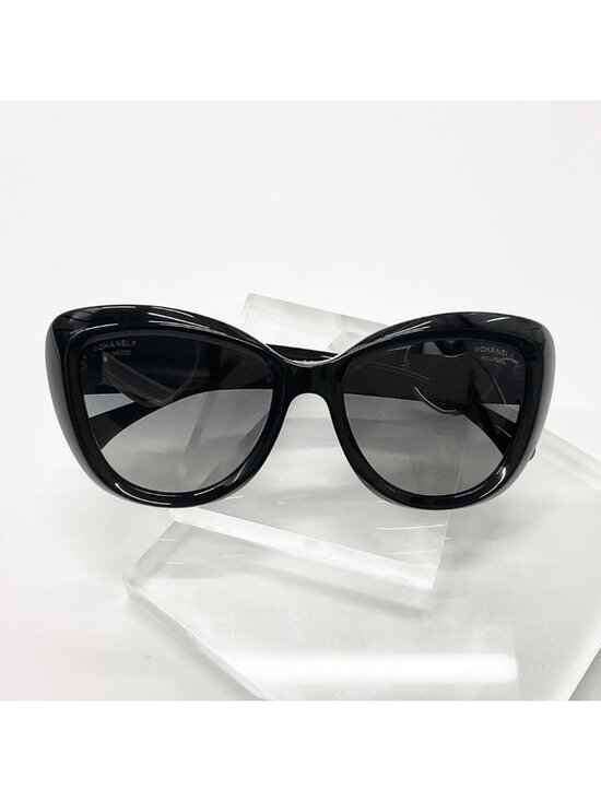 Chanel Sunglasses Coco Mark Heart Mirror Eyewear Black main image 10